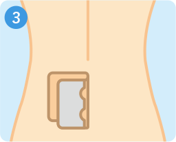 山折りにしたまま患部に粘着面を貼ります。
